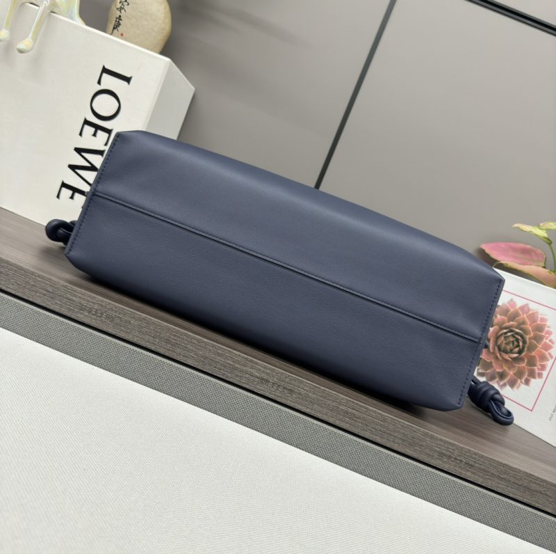 LOEWE Large Flamenco Nappa Leather Clutch(HIGH-END GRADE) - Image 5