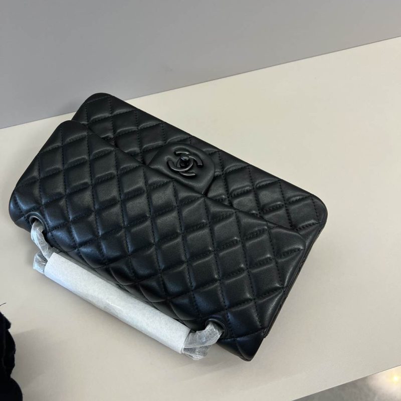 CHANEL CHANEL Medium Classic Flap Handbag(high-end grade) - Image 4