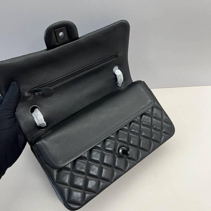 CHANEL CHANEL Medium Classic Flap Handbag(high-end grade) - Image 7