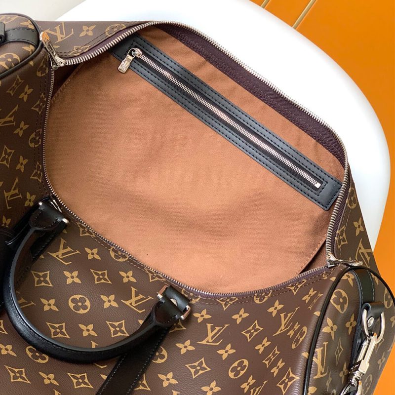 LV Keepall Bandoulière 45 - Image 8