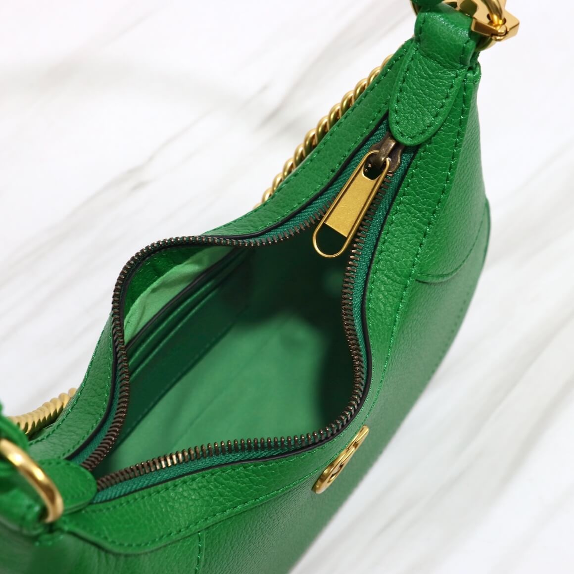 GUCCI Aphrodite small shoulder bag 8 GUCCI Aphrodite small shoulder bag - Image 8