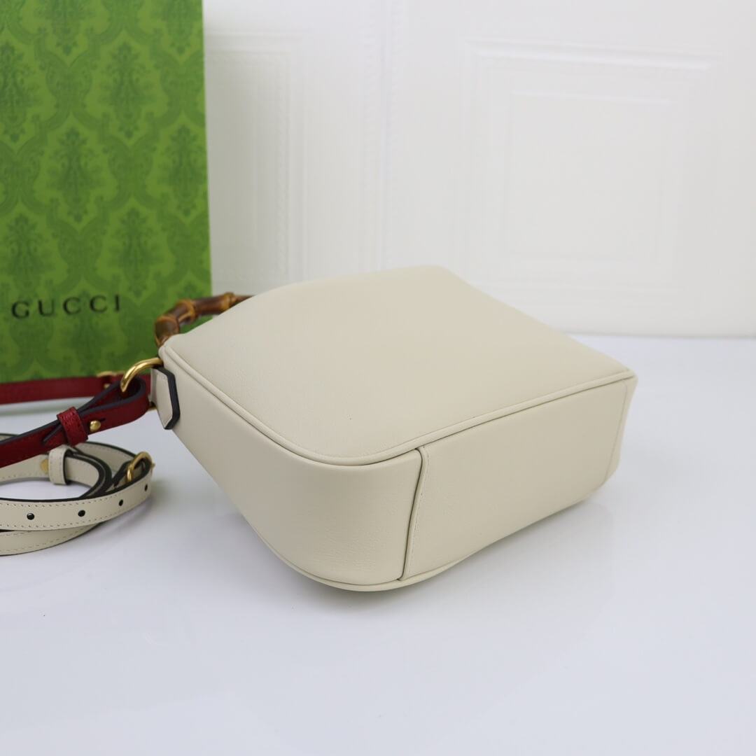 Gucci Diana Bamboo Small Shoulder Bag 6 Gucci Diana Bamboo Small Shoulder Bag - Image 6