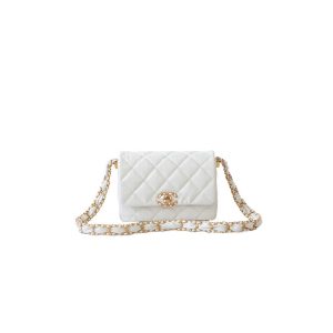 CHANEL MINI FLAP