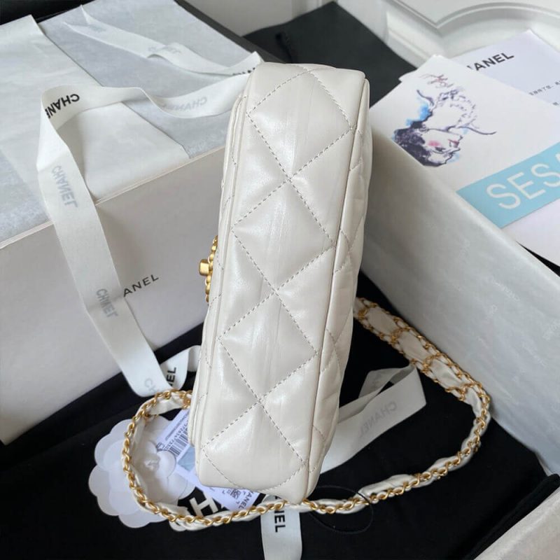 CHANEL MINI FLAP - Image 5