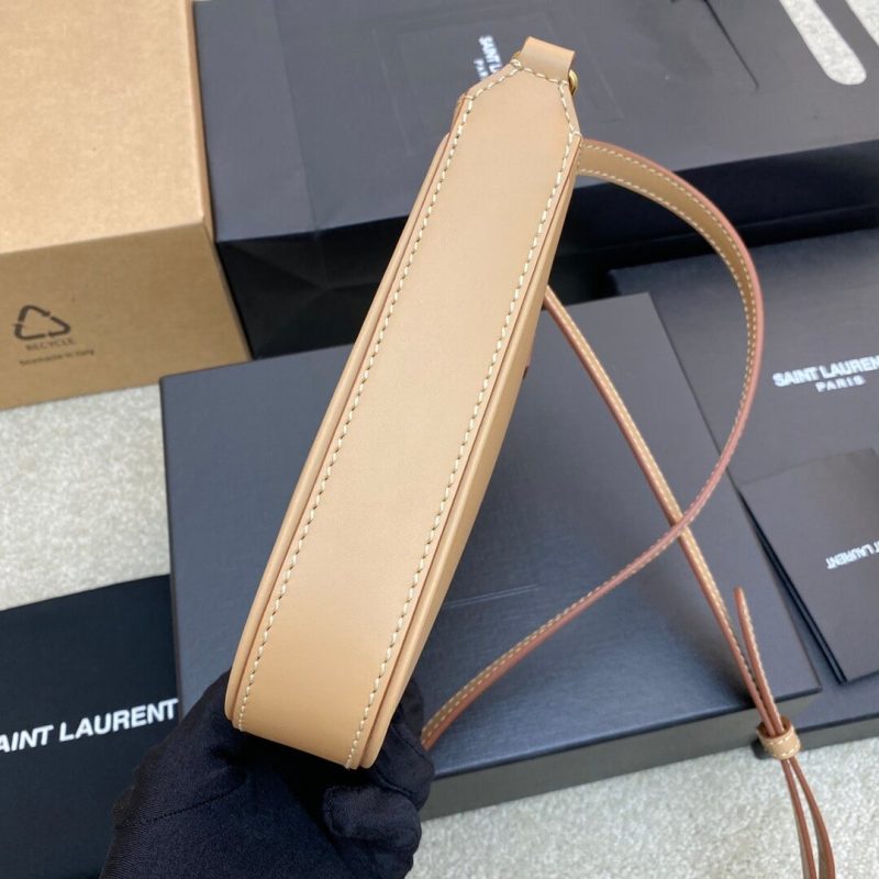 YSL Le 5 à 7 mini vertical bag in shiny leather - Image 3