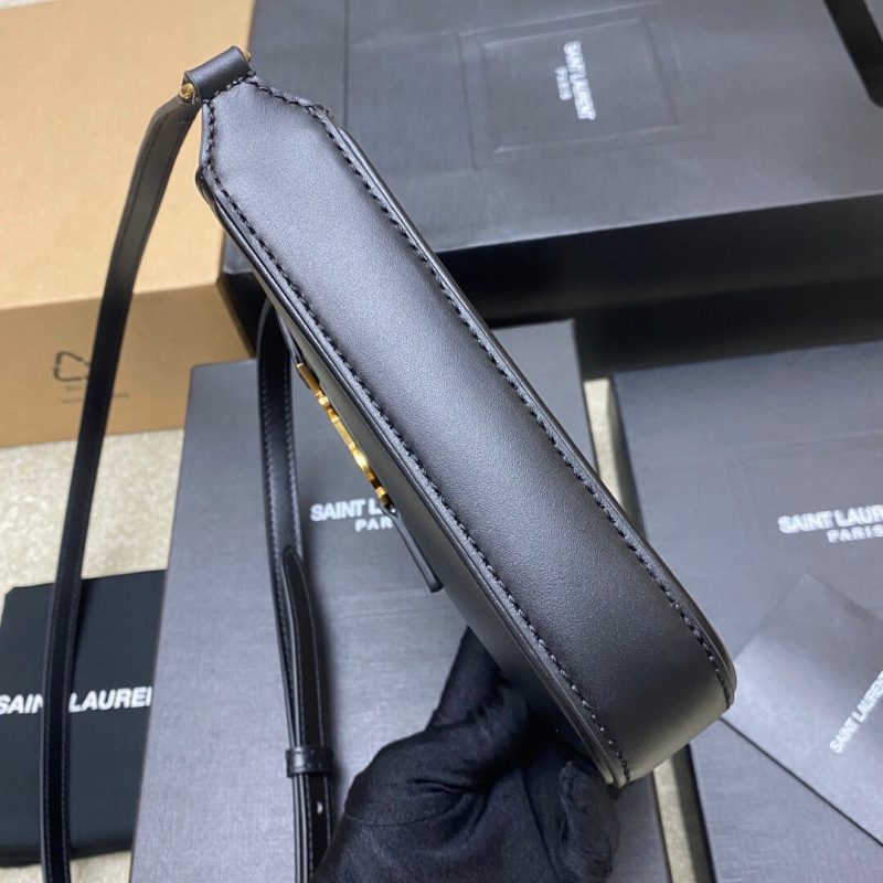YSL Le 5 à 7 mini vertical bag in shiny leather - Image 3