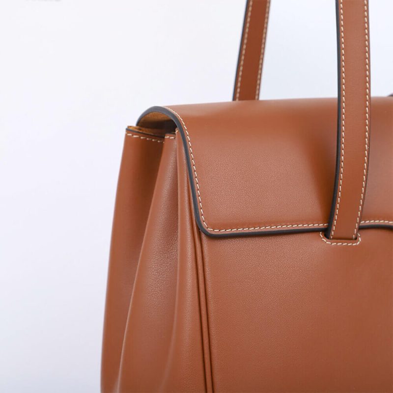 CELINE Medium Soft 16 Bag in Smooth Calfskin(High-end Grade) - Image 6