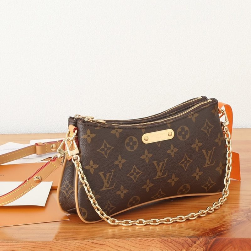 LV Liv Pochette - Image 3