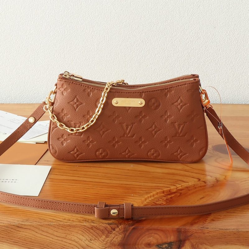 LV Liv Pochette - Image 2