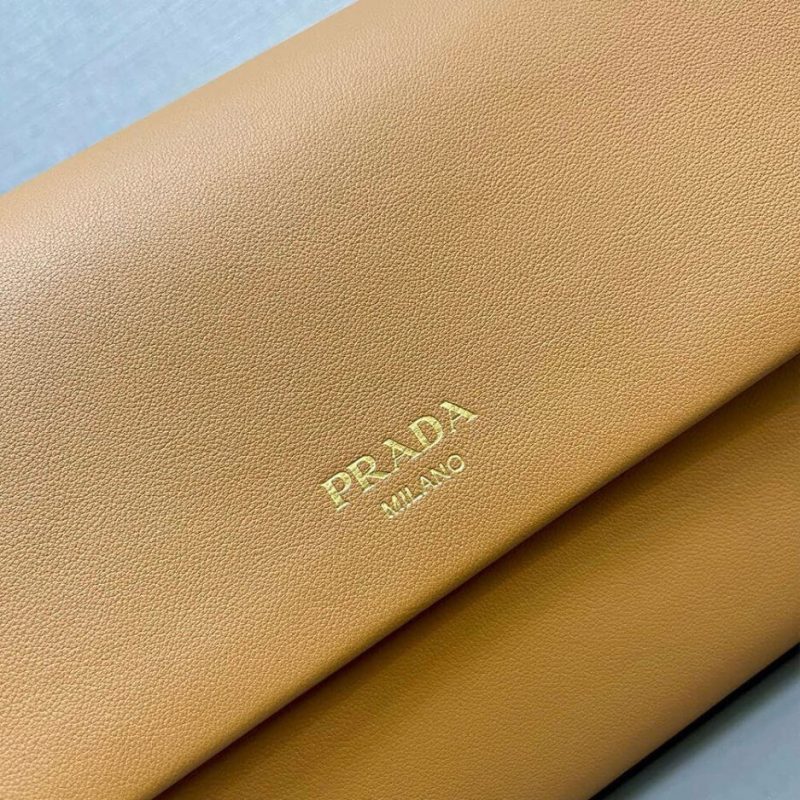 Prada Medium leather shoulder bag (High-end Grade) - Image 7