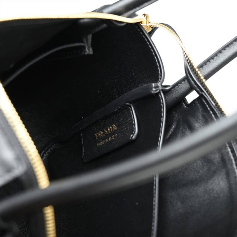 Prada Medium leather handbag - Image 7