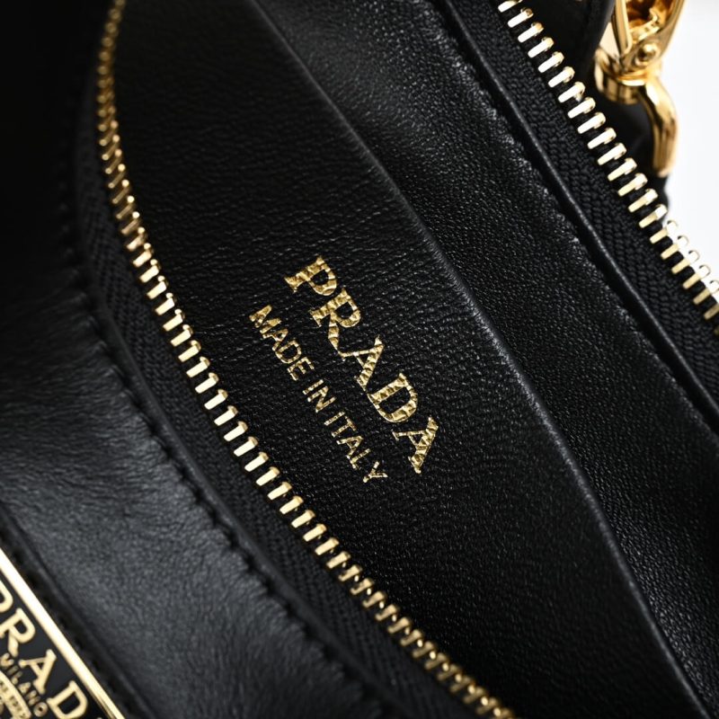 Prada Arqué small leather shoulder bag - Image 7