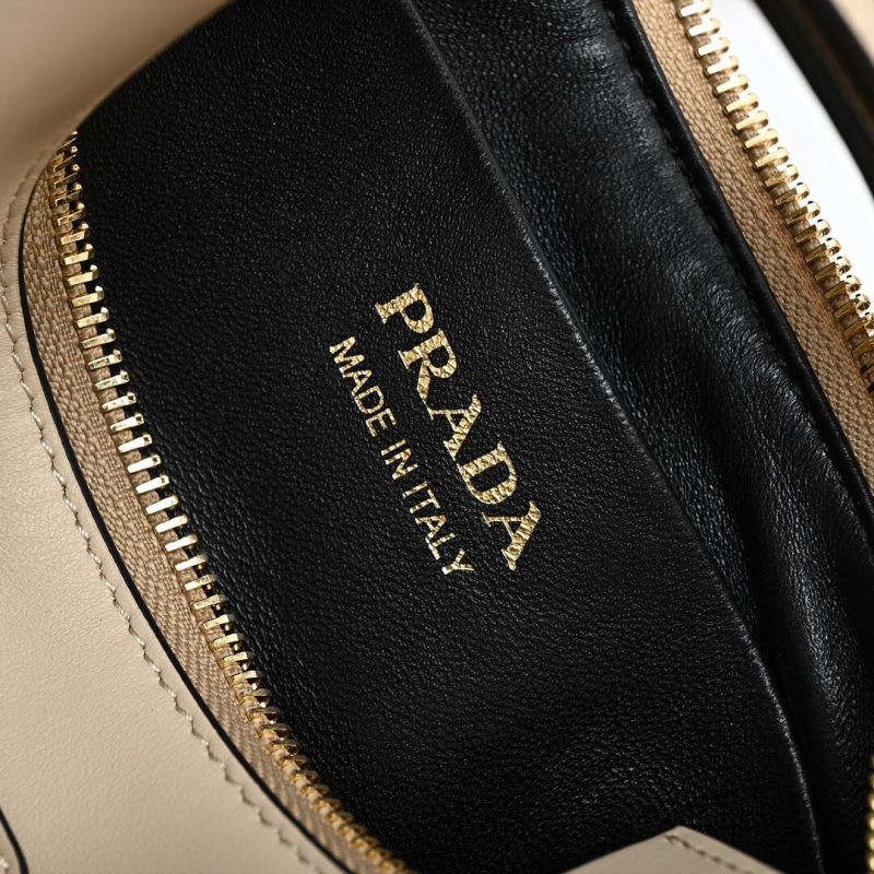 Prada Arqué small leather shoulder bag - Image 7