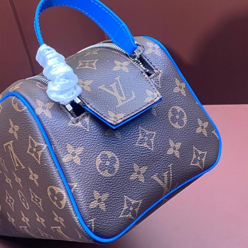 LV Dopp Kit - Image 6