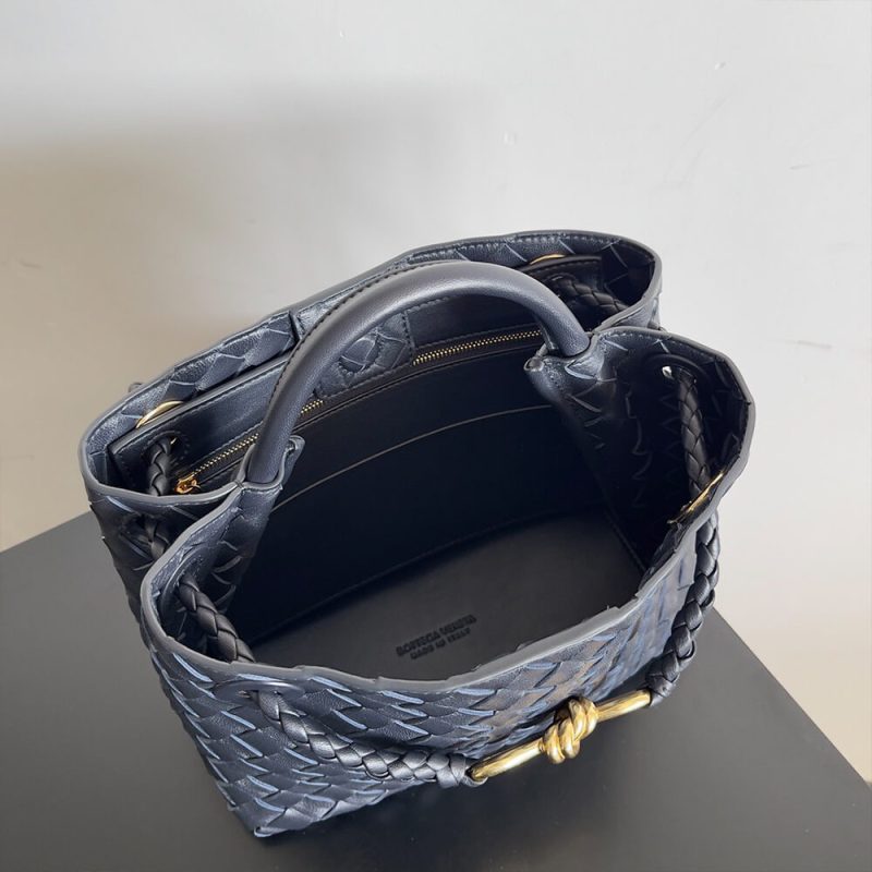 Bottega Veneta Small Andiamo - Image 8