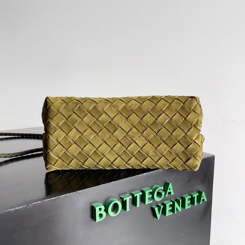 Bottega Veneta Small Andiamo - Image 5
