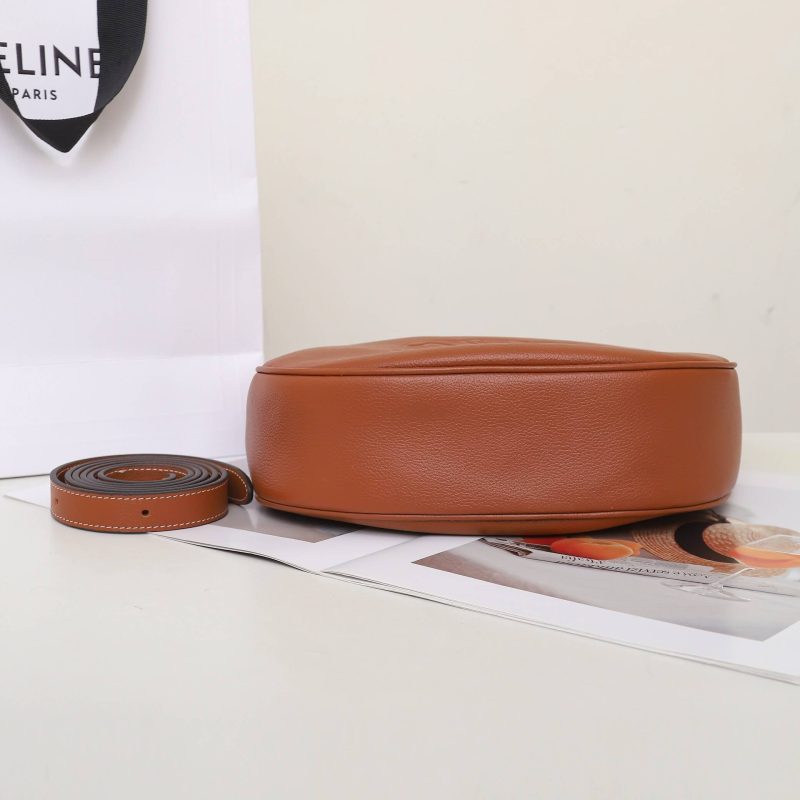 CELINE HELOÏSE TRIOMPHE SMALL BAG IN SOFT CALFSKIN - Image 5