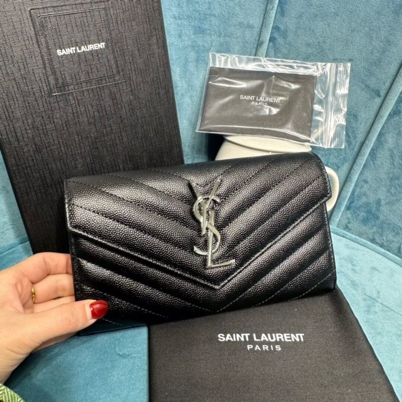 YSL CASSANDRE MATELASSÉ LARGE FLAP WALLET IN GRAIN DE POUDRE LEATHER - Image 2