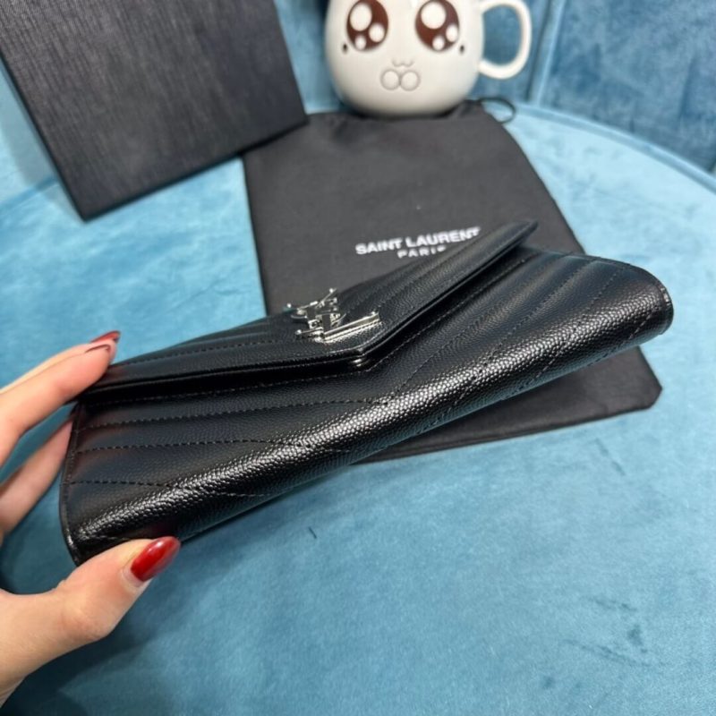 YSL CASSANDRE MATELASSÉ LARGE FLAP WALLET IN GRAIN DE POUDRE LEATHER - Image 5