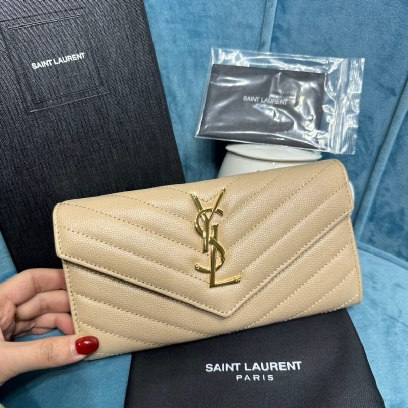 YSL CASSANDRE MATELASSÉ LARGE FLAP WALLET IN GRAIN DE POUDRE LEATHER - Image 2