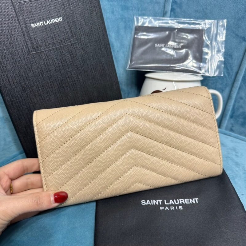 YSL CASSANDRE MATELASSÉ LARGE FLAP WALLET IN GRAIN DE POUDRE LEATHER - Image 4