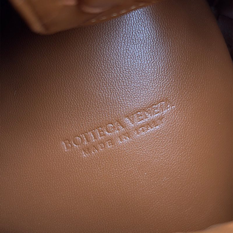 Bottega Veneta Small Parachute - Image 7