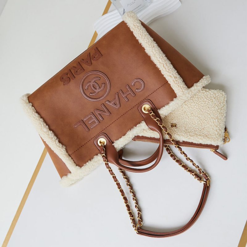 Chanel Small Tote Bag(high-end grade) - Image 7