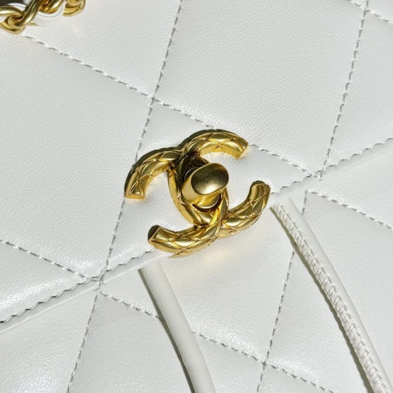CHANEL BACKPACK(high-end grade) - Image 6