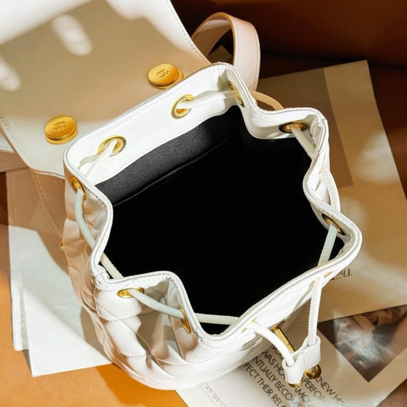 CHANEL BACKPACK(high-end grade) - Image 8