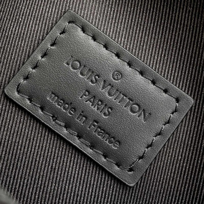 LV Getaway Messenger Bag - Image 7