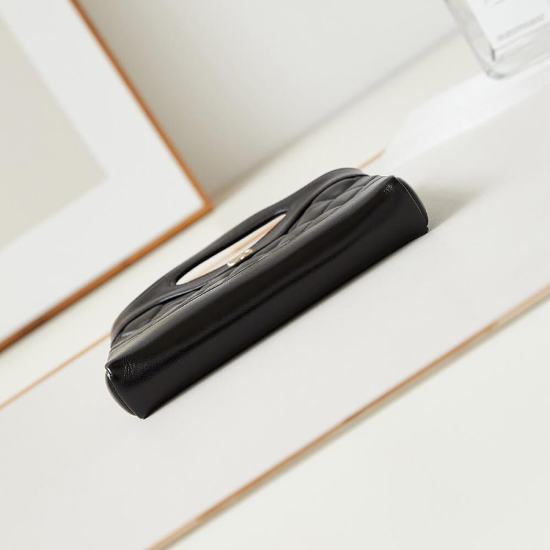 CHANEL 31 nano Bag - Image 5