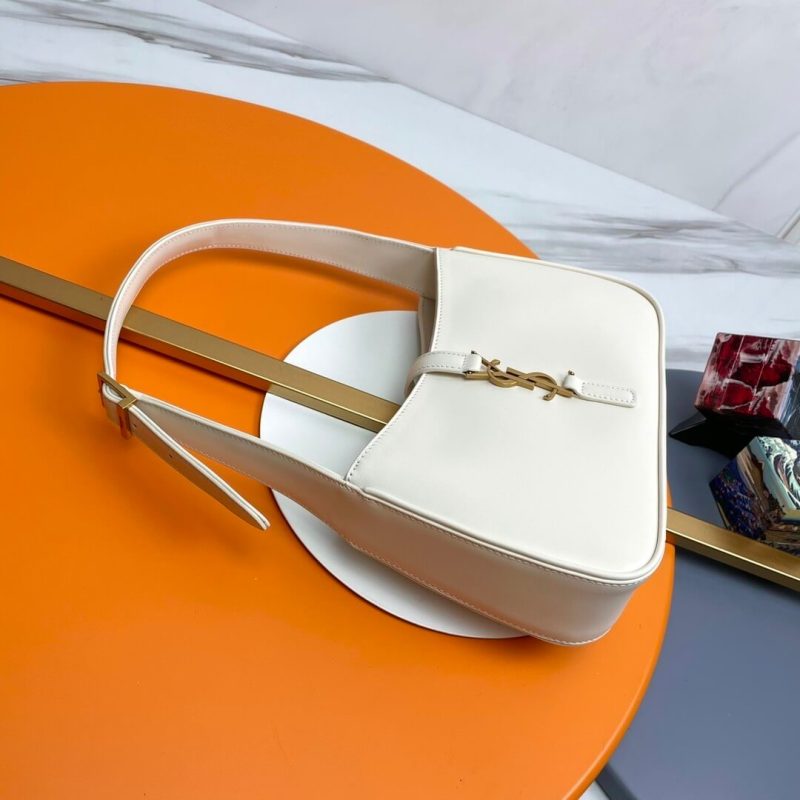 YSL LE 5 À 7 bag in smooth leather - Image 3