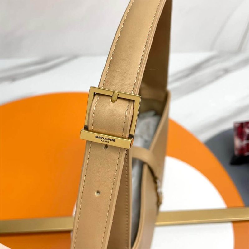 YSL LE 5 À 7 bag in smooth leather - Image 6