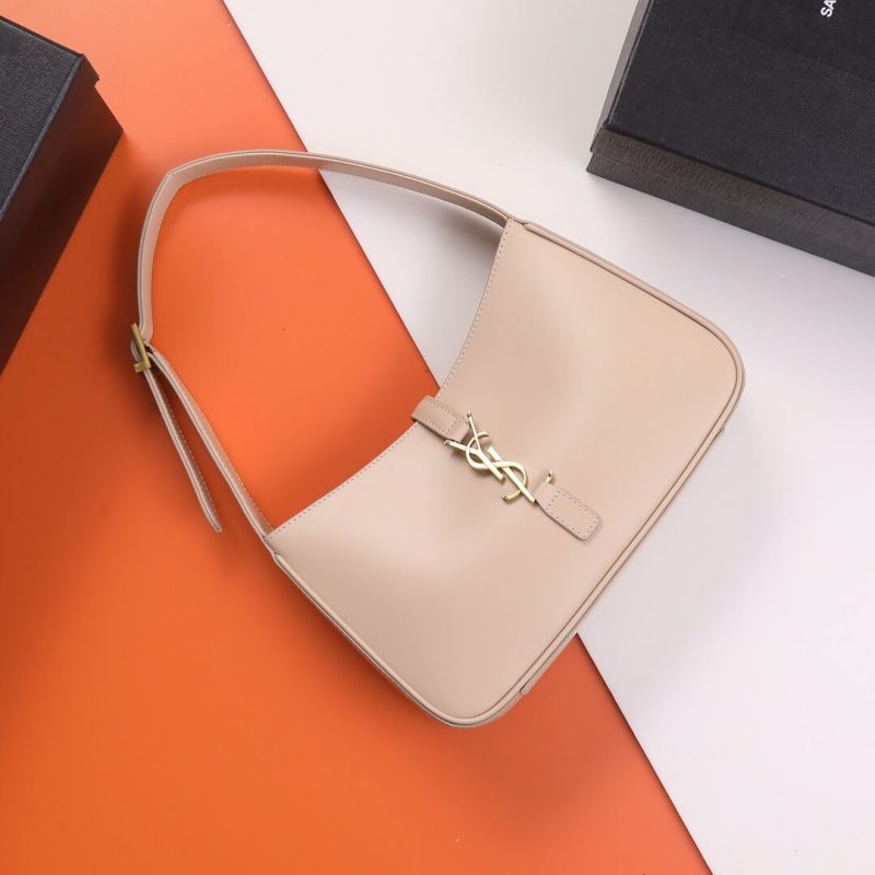 YSL LE 5 À 7 bag in smooth leather - Image 2