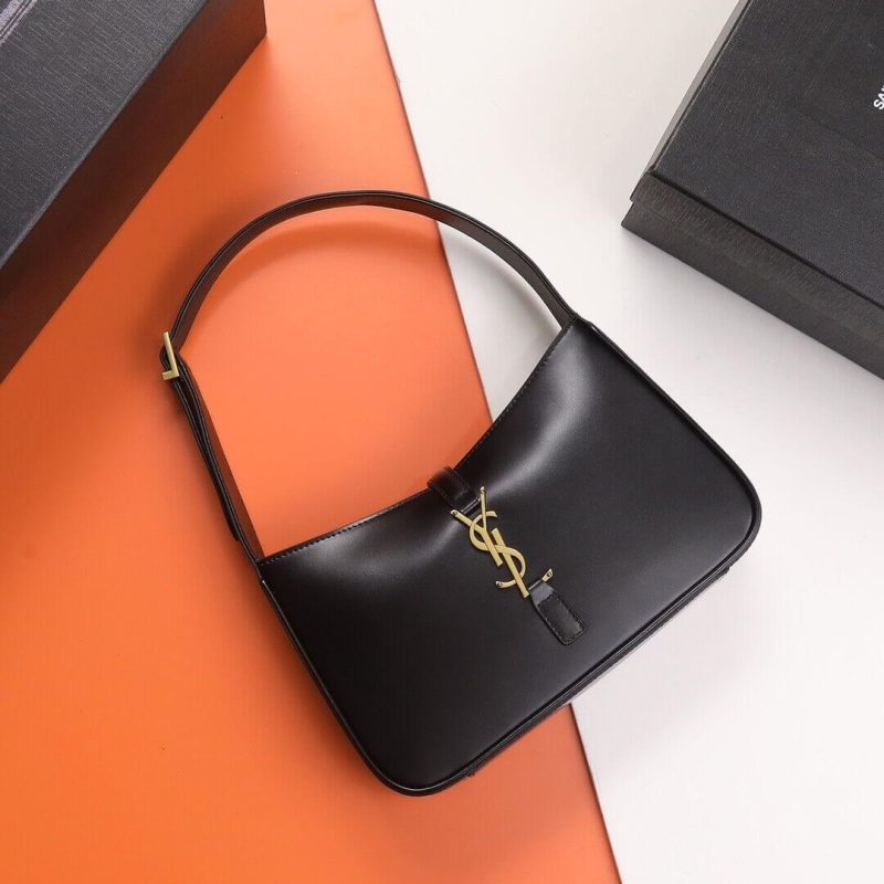 YSL LE 5 À 7 bag in smooth leather - Image 2