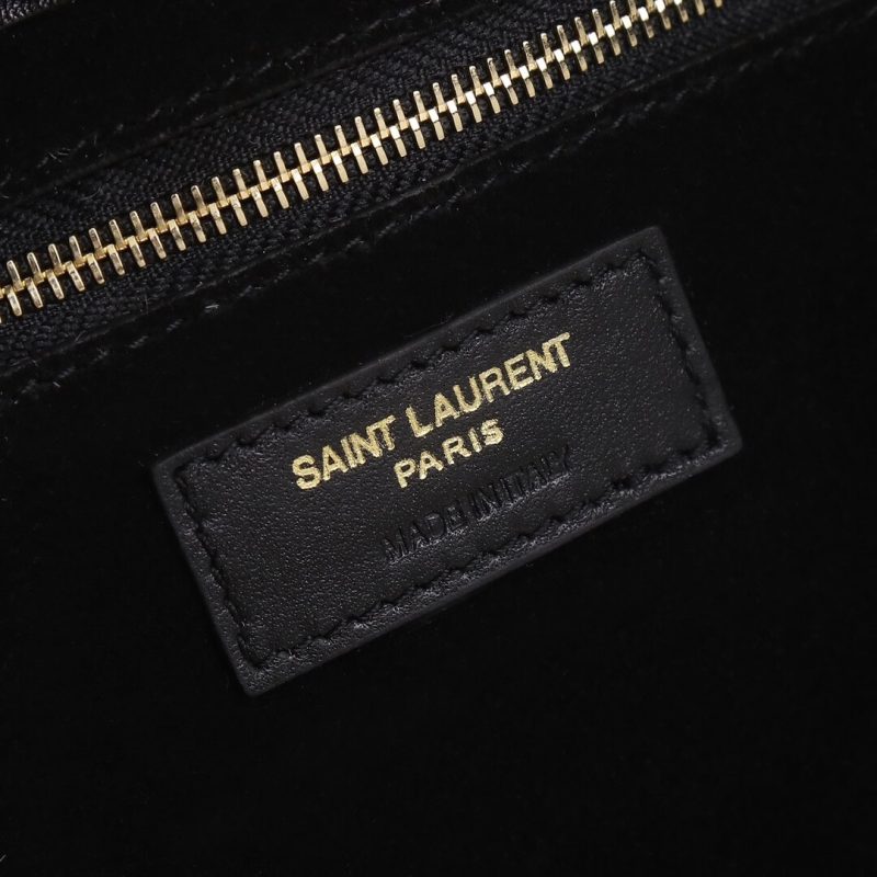 YSL LE 5 À 7 bag in smooth leather - Image 7