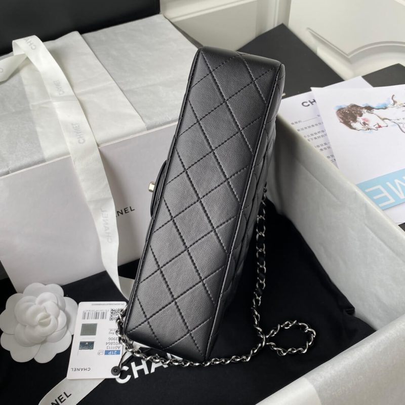 CHANEL SMALL CLASSIC HANDBAG - Image 4