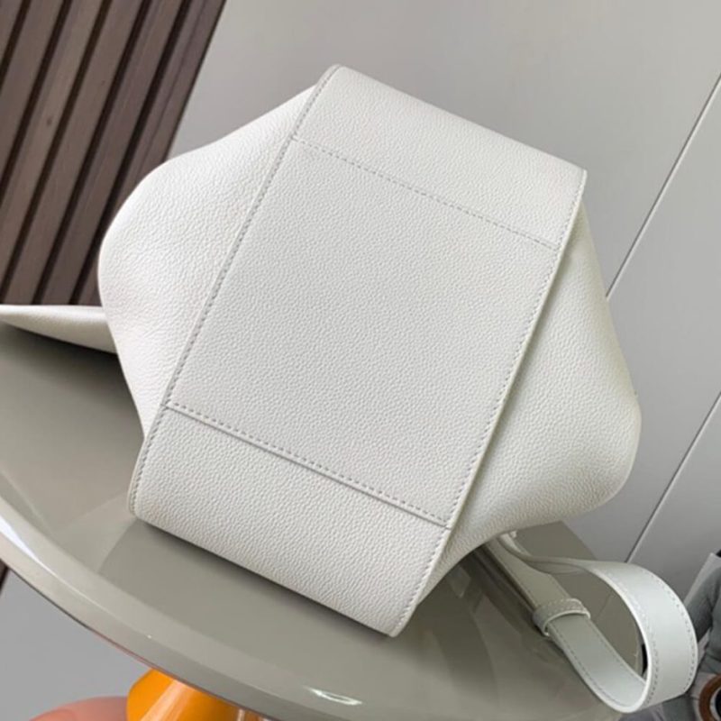 Loewe Small Hammock bag in soft grained calfskin - Image 5