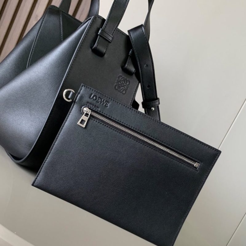 Loewe Small Hammock bag in soft grained calfskin - Image 6