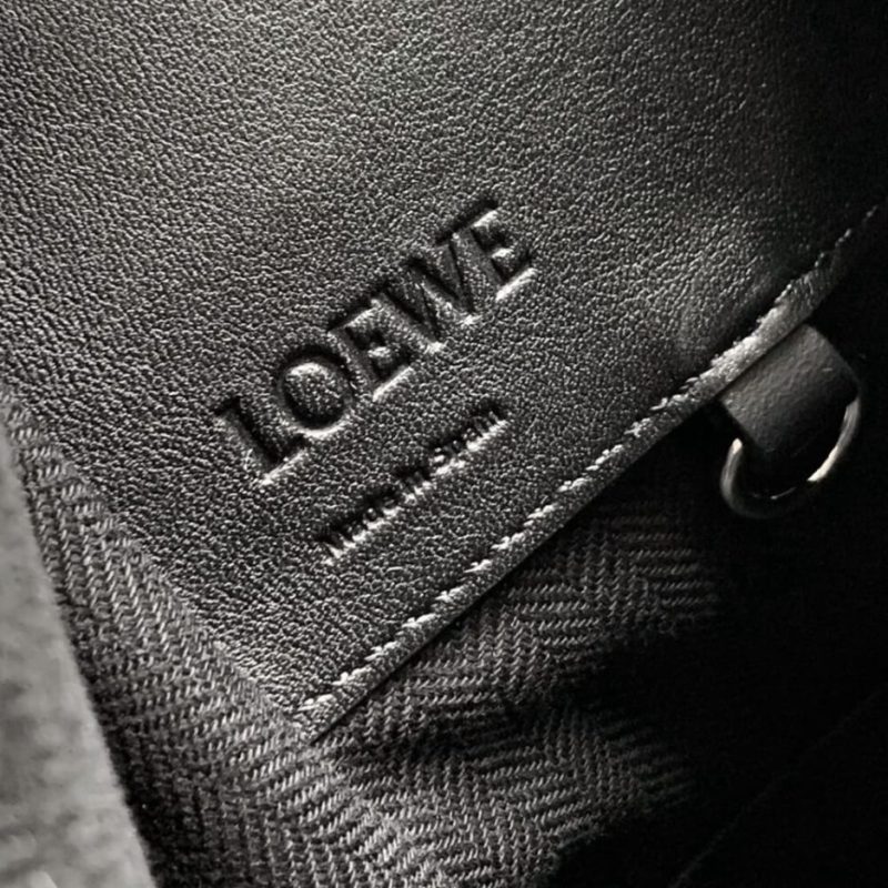 Loewe Small Hammock bag in soft grained calfskin - Image 7