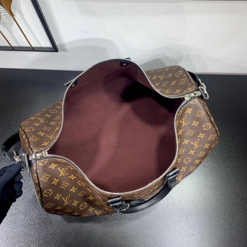 LV Keepall Bandoulière 55 - Image 8