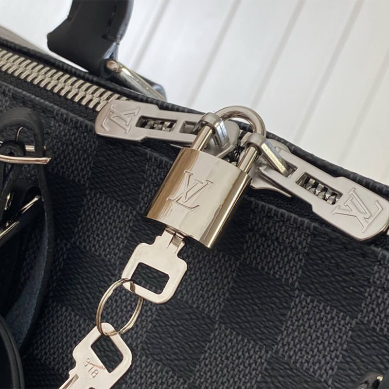 LV Keepall Bandoulière 55 - Image 6