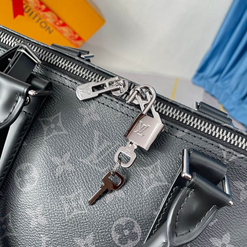 LV Keepall Bandoulière 55 - Image 6